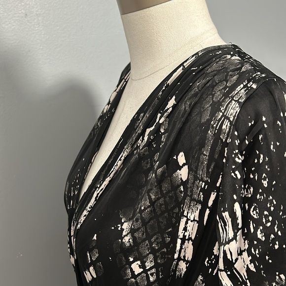 Intimately Free People So Long Robe In Black Combo Snake Print Short Sleeve sz M - Picture 14 of 16